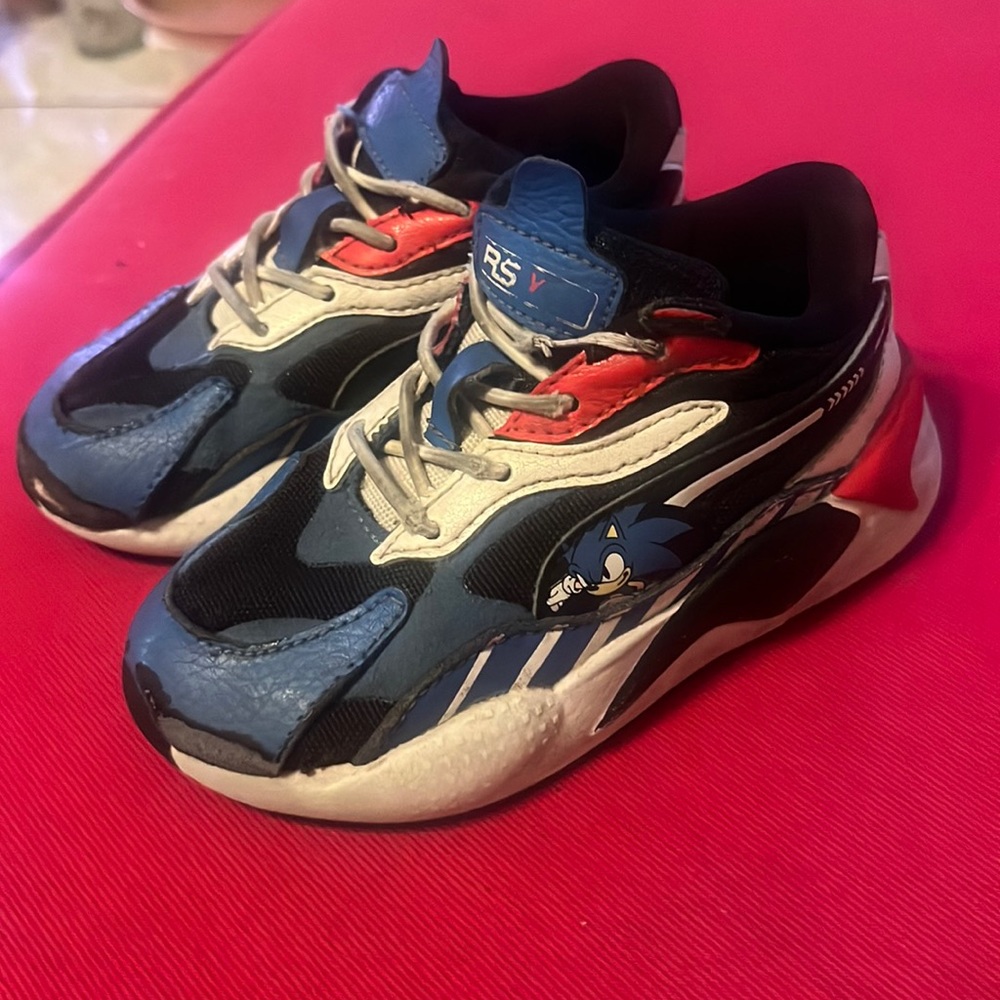 9C toddler Sonic shoes